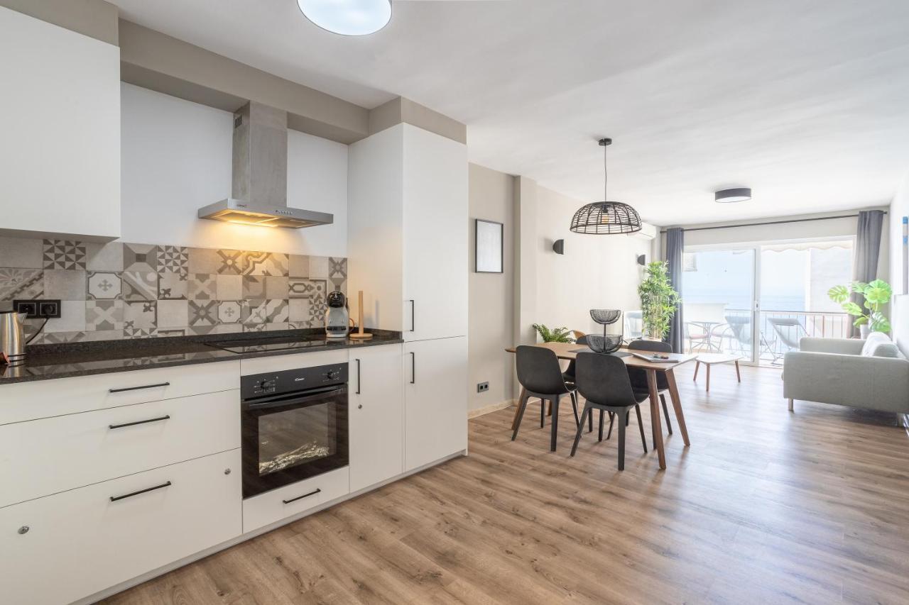 Stylish Apartment With Sea View Nerja Ngoại thất bức ảnh